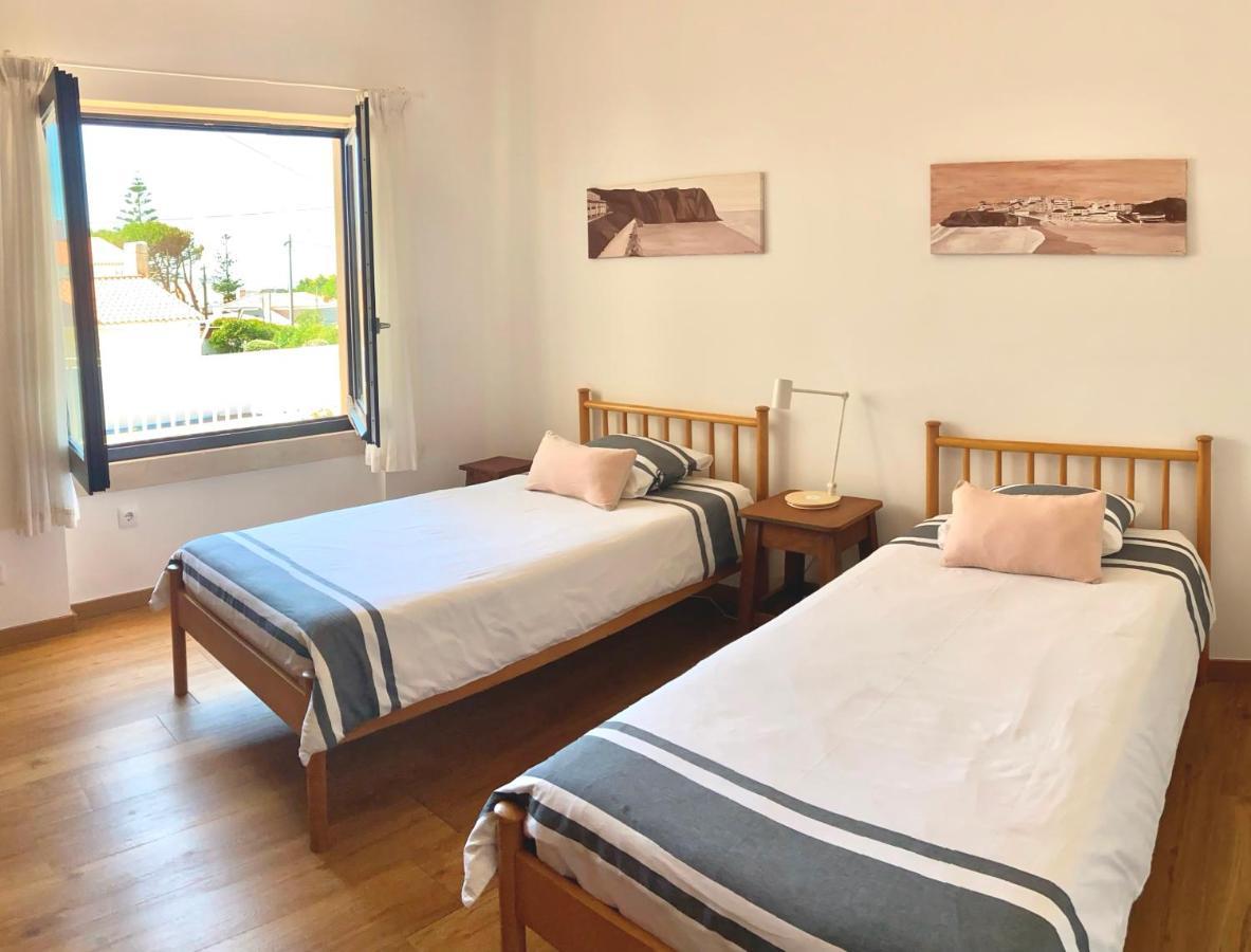 Colares Beach House, Pool Child Friendly Kültér fotó