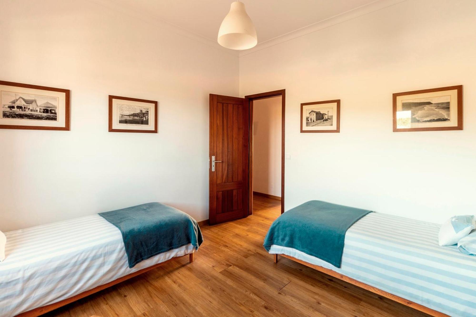 Colares Beach House, Pool Child Friendly Kültér fotó